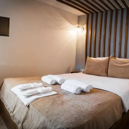 Double Dd Hotell